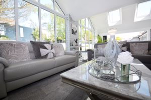 Photo 25- click for photo gallery